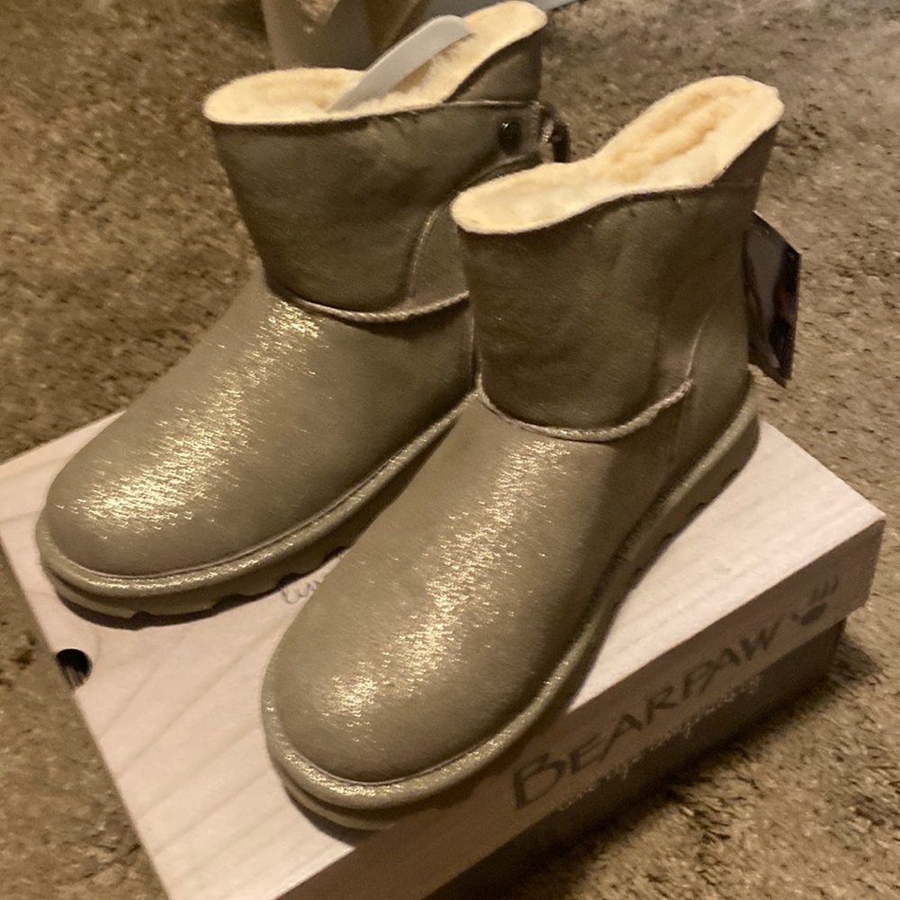 Bear paw water proof ankle boots very cute